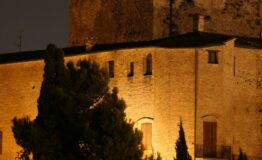 1328287282-2012898969-rocca-malatesiana06-big