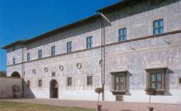 1335259360-1895812254-Pinacoteca_Comunale-Citta_di_Castello-Italy