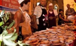 1348225412-293846885-calici_nel_borgo_4