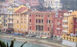 1355918854-1556025560-22_NEVE_SULLA_BAIA