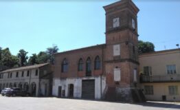 1537104040_piazza_Curiel_con_torre_Pepoli