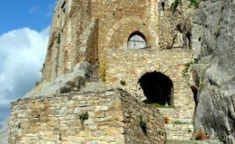 Il_Castello_Ingresso